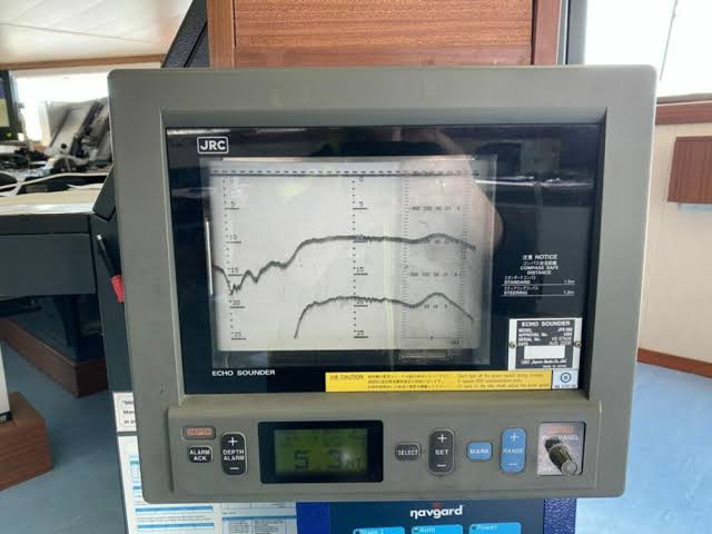 THE ECHO SOUNDER REPAIR FOR THE VESSEL AT DUNG QUAT PORT